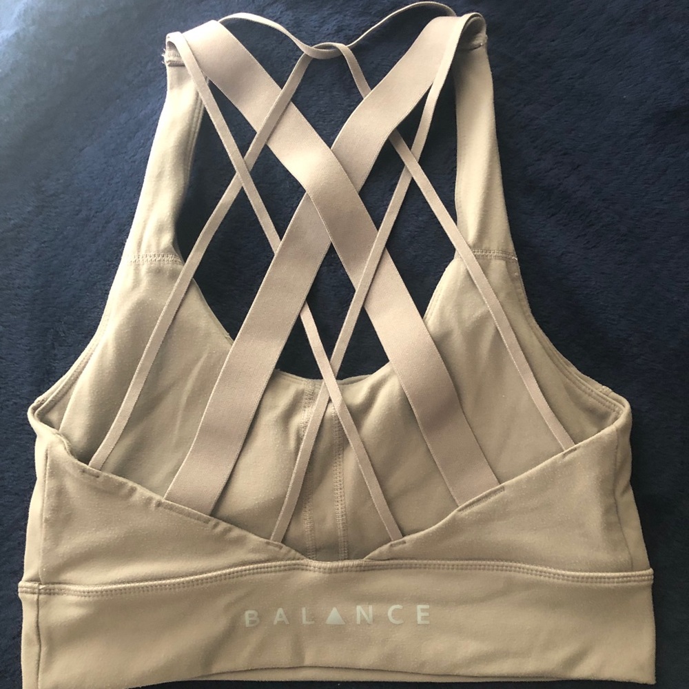 Aura 2.0 balance athletica sports bra M